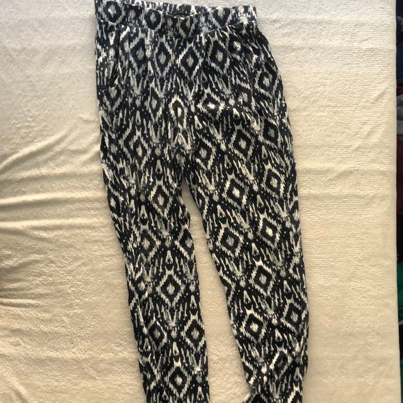 Cotton On Summer Pants - Picture 2 of 4